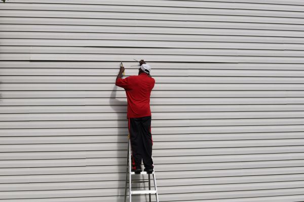 Loose Siding Repair in Fairfield