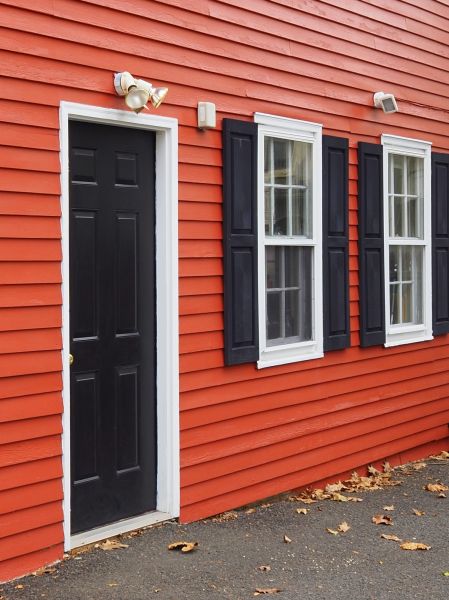 Cost of Red Vinyl Siding Installation in Fairfield
